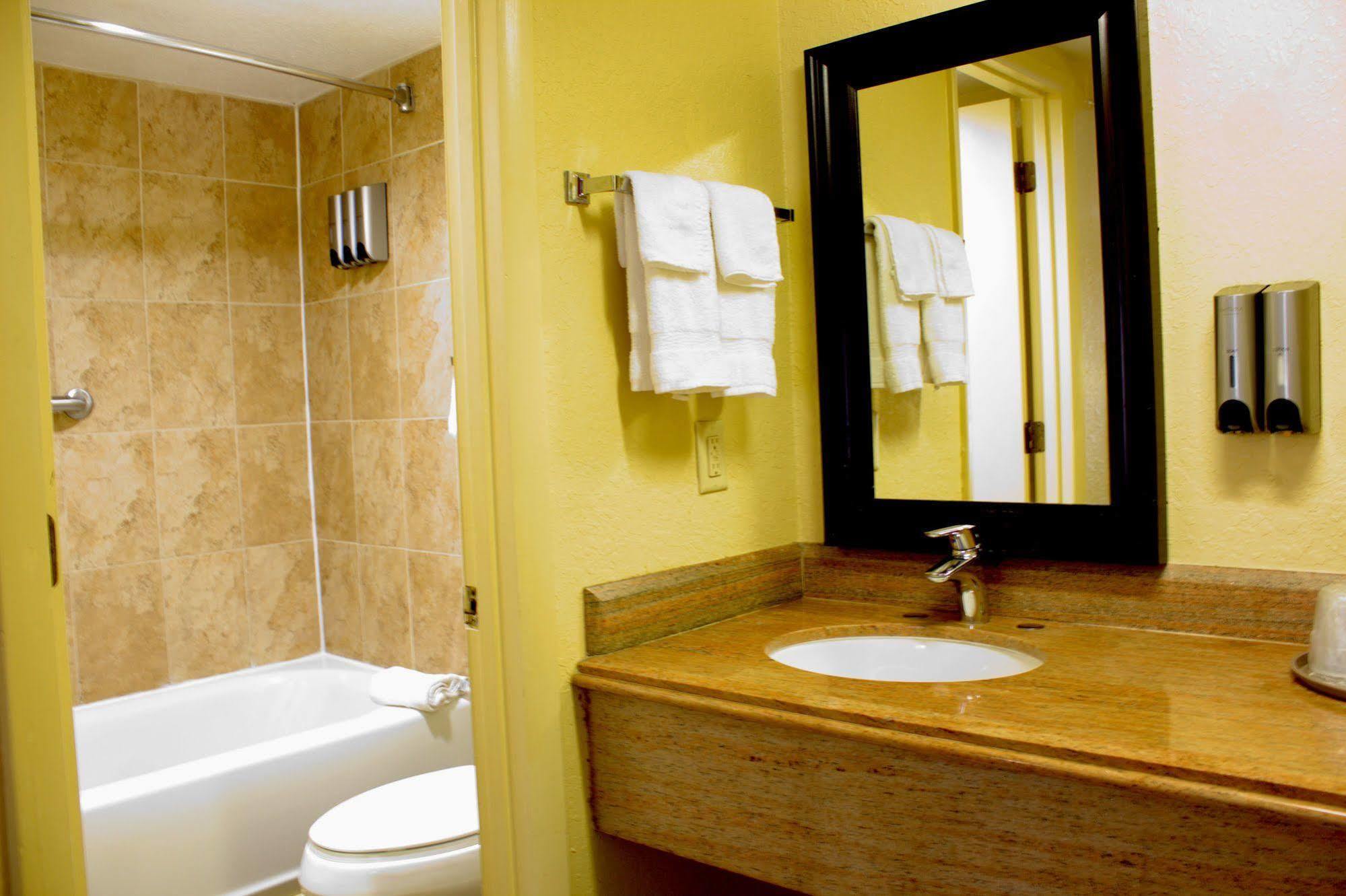 Polynesian Inn Saint Cloud Ngoại thất bức ảnh
