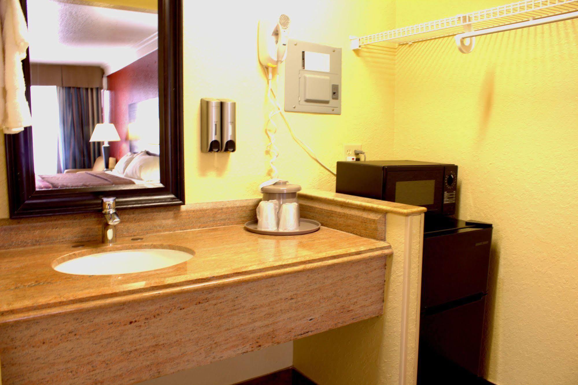 Polynesian Inn Saint Cloud Ngoại thất bức ảnh