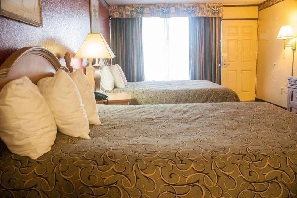 Polynesian Inn Saint Cloud Ngoại thất bức ảnh